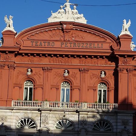Al Teatro Rooms Bari Eksteriør bilde